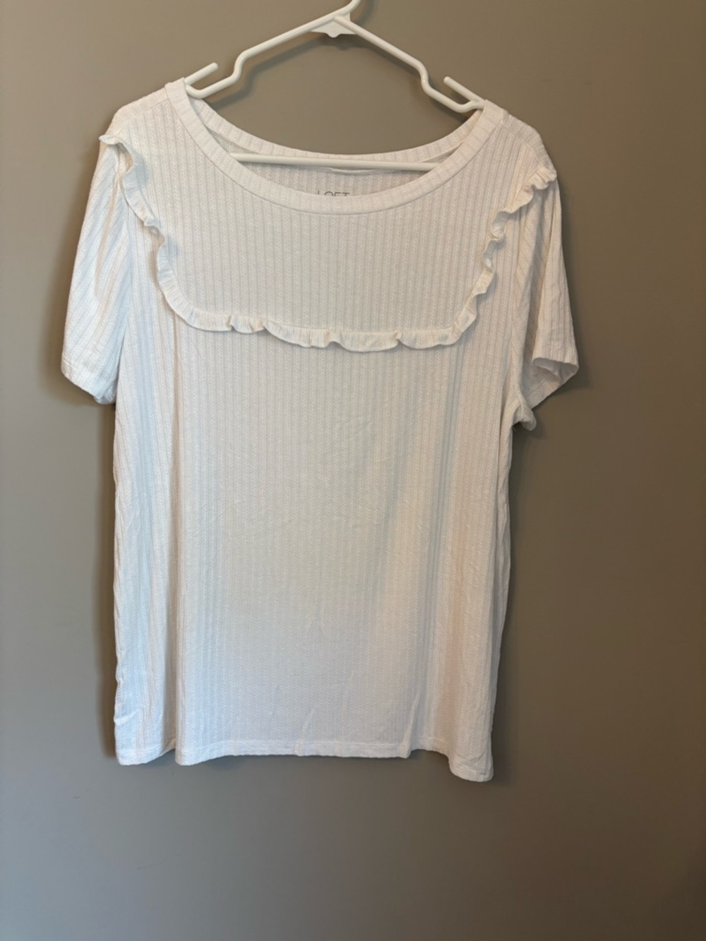 LOFT White Ribbed Ruffle Trim Short Sleeve Top XL Soft Stretch Tee